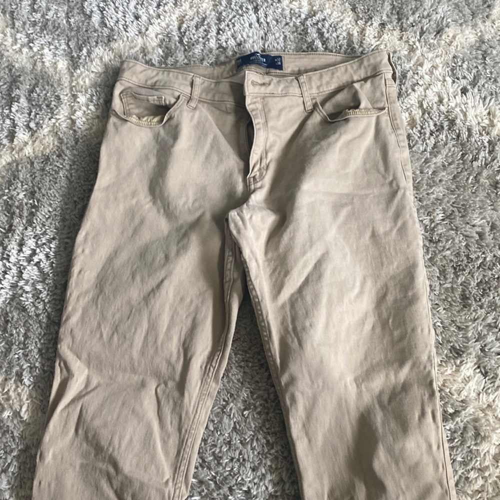 Hollister khakis